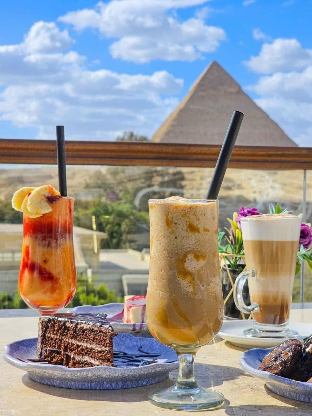 Tree Lounge Pyramids View Inn , Sphinx Giza Kafret el-Gabal Exteriér fotografie
