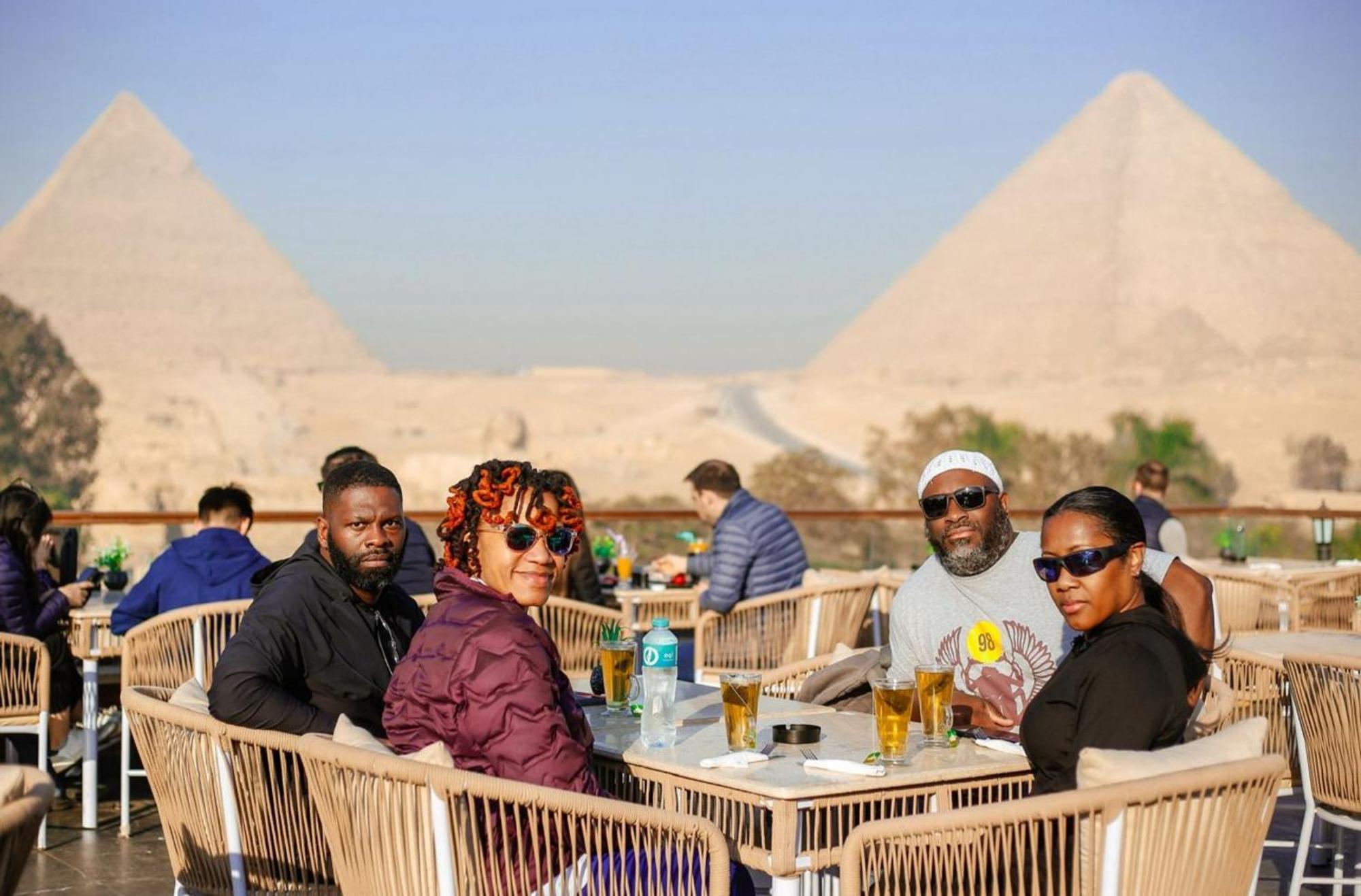 Tree Lounge Pyramids View Inn , Sphinx Giza Kafret el-Gabal Exteriér fotografie