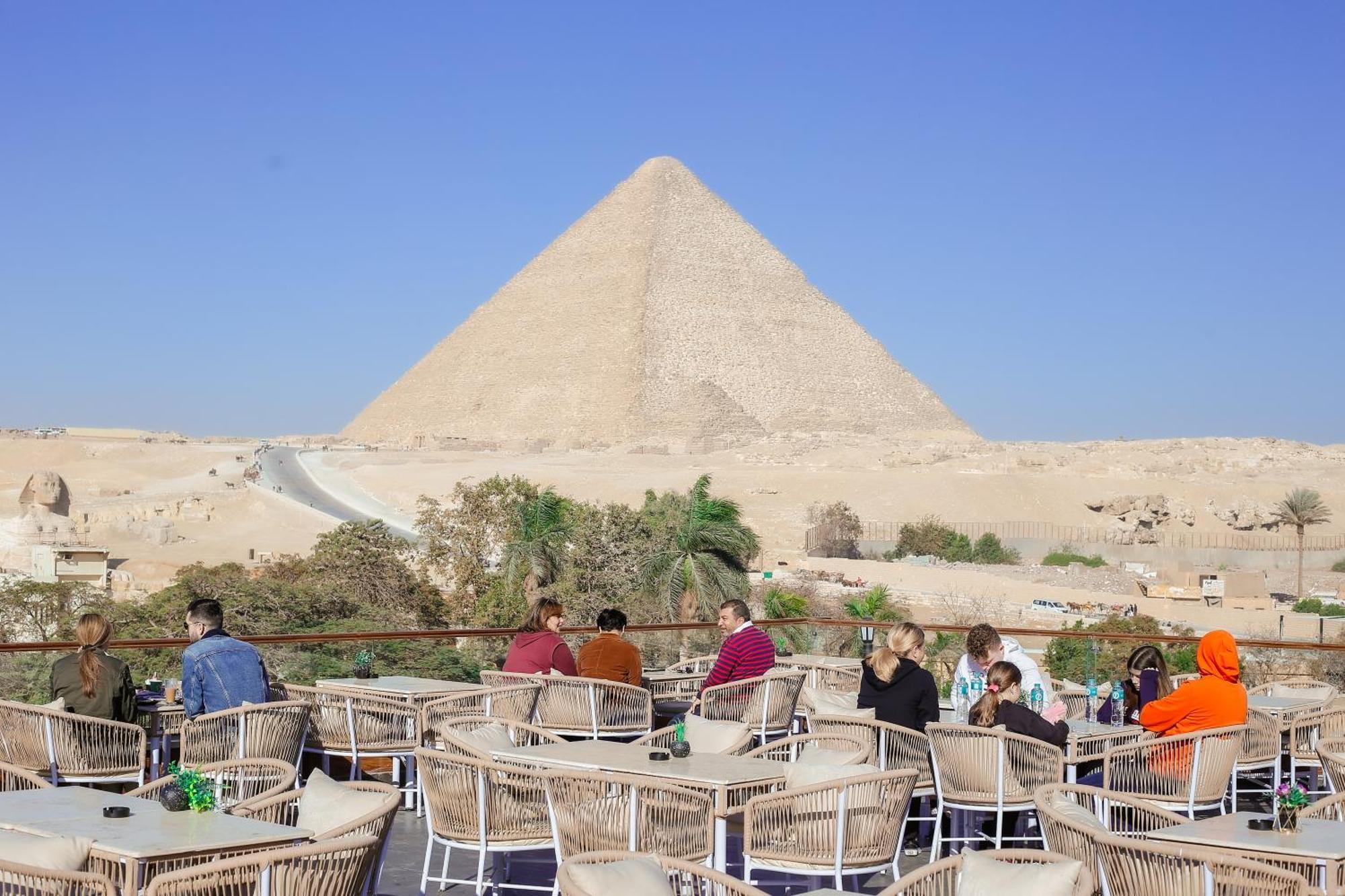 Tree Lounge Pyramids View Inn , Sphinx Giza Kafret el-Gabal Exteriér fotografie