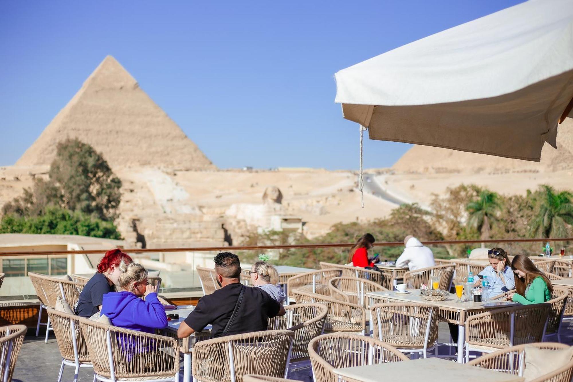 Tree Lounge Pyramids View Inn , Sphinx Giza Kafret el-Gabal Exteriér fotografie