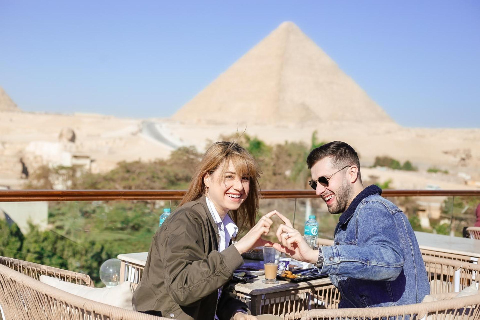 Tree Lounge Pyramids View Inn , Sphinx Giza Kafret el-Gabal Exteriér fotografie