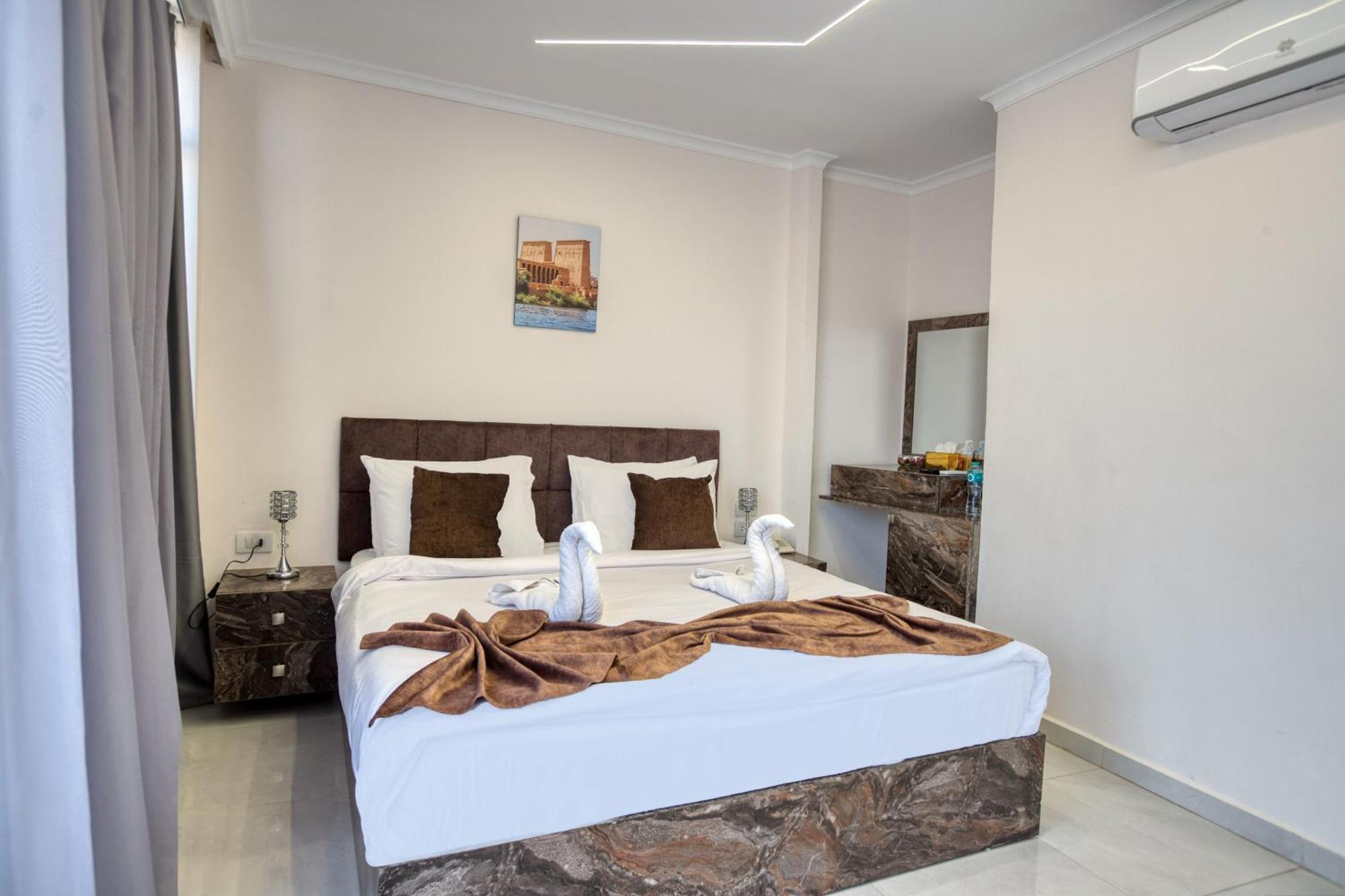 Tree Lounge Pyramids View Inn , Sphinx Giza Kafret el-Gabal Exteriér fotografie
